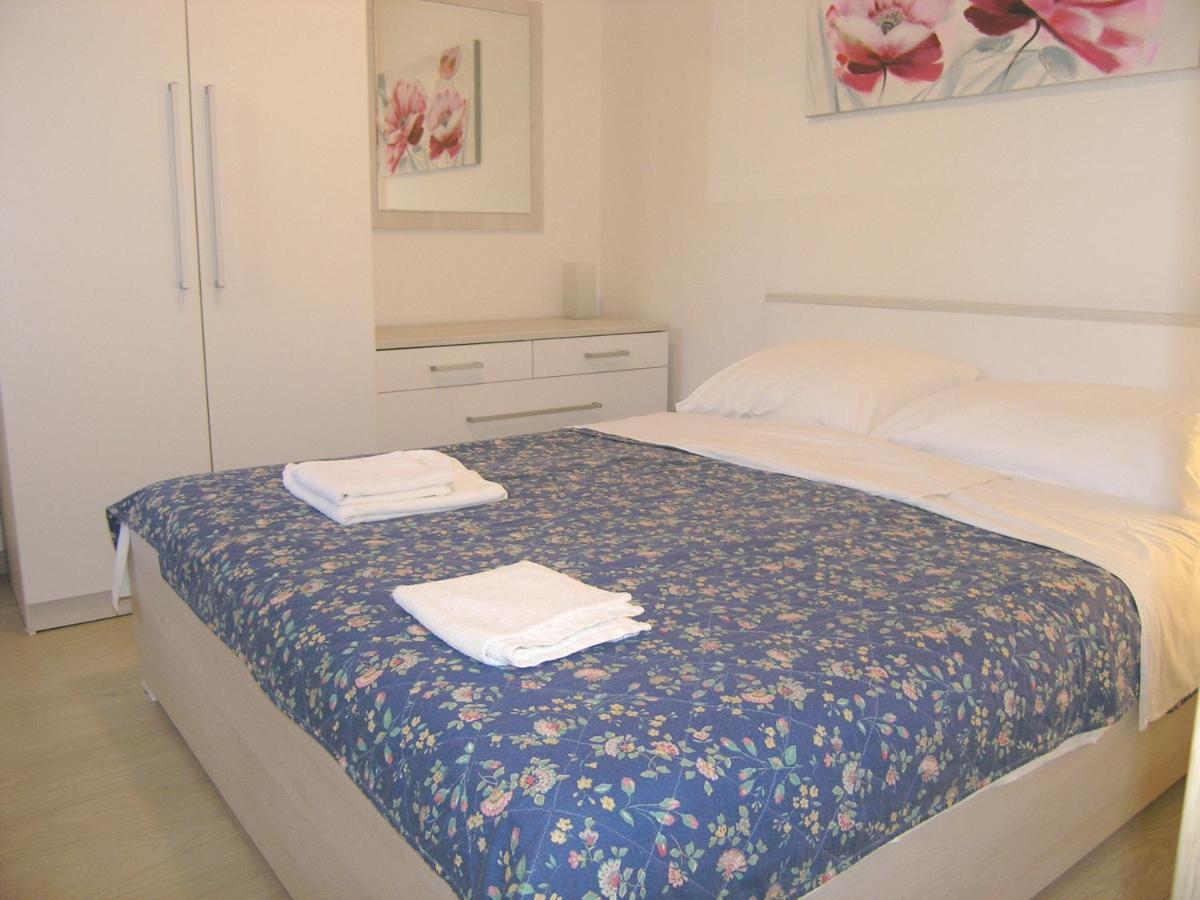 Apartments Sokolovic クルク エクステリア 写真