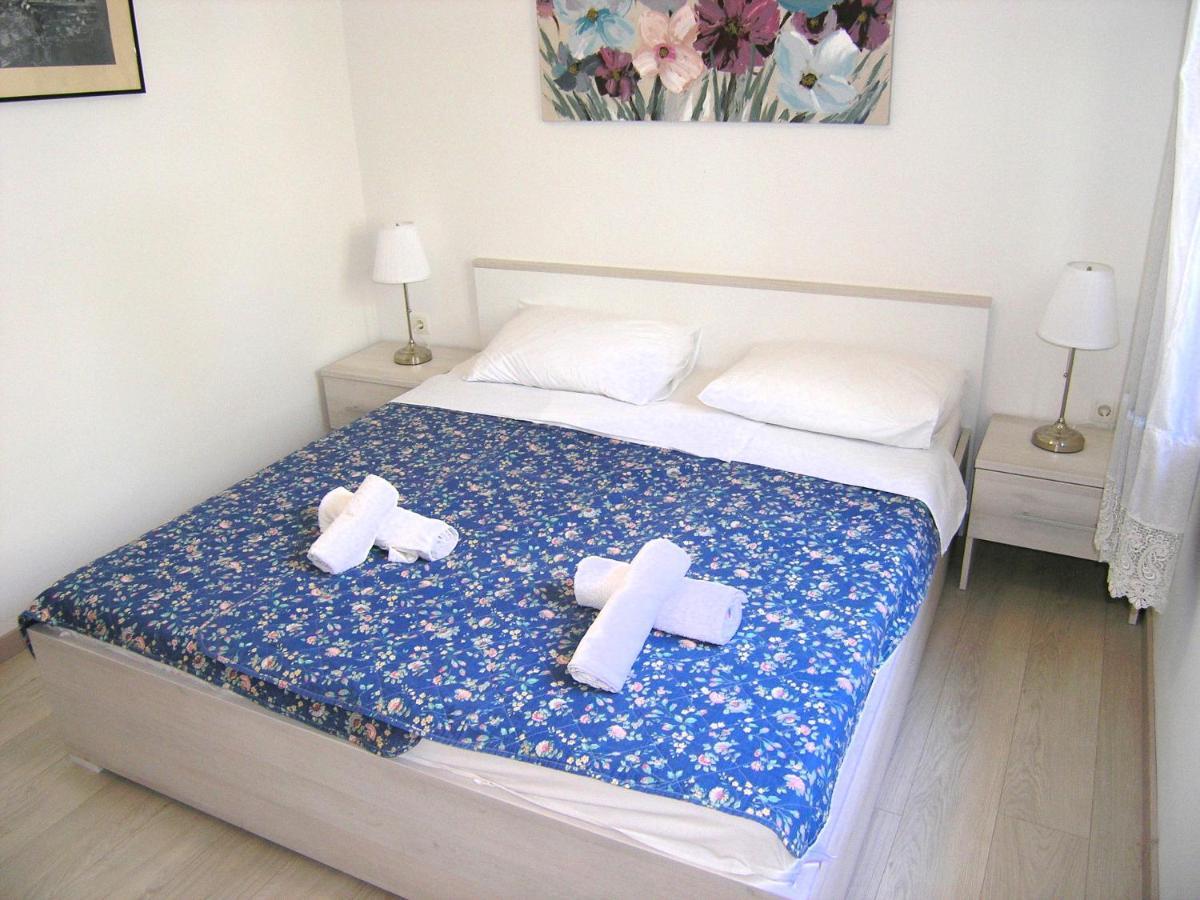 Apartments Sokolovic クルク エクステリア 写真