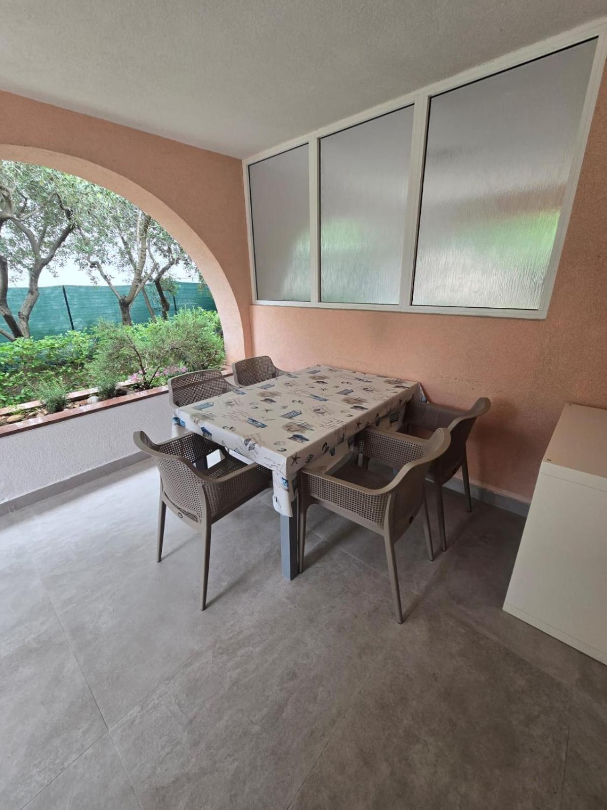 Apartments Sokolovic クルク エクステリア 写真