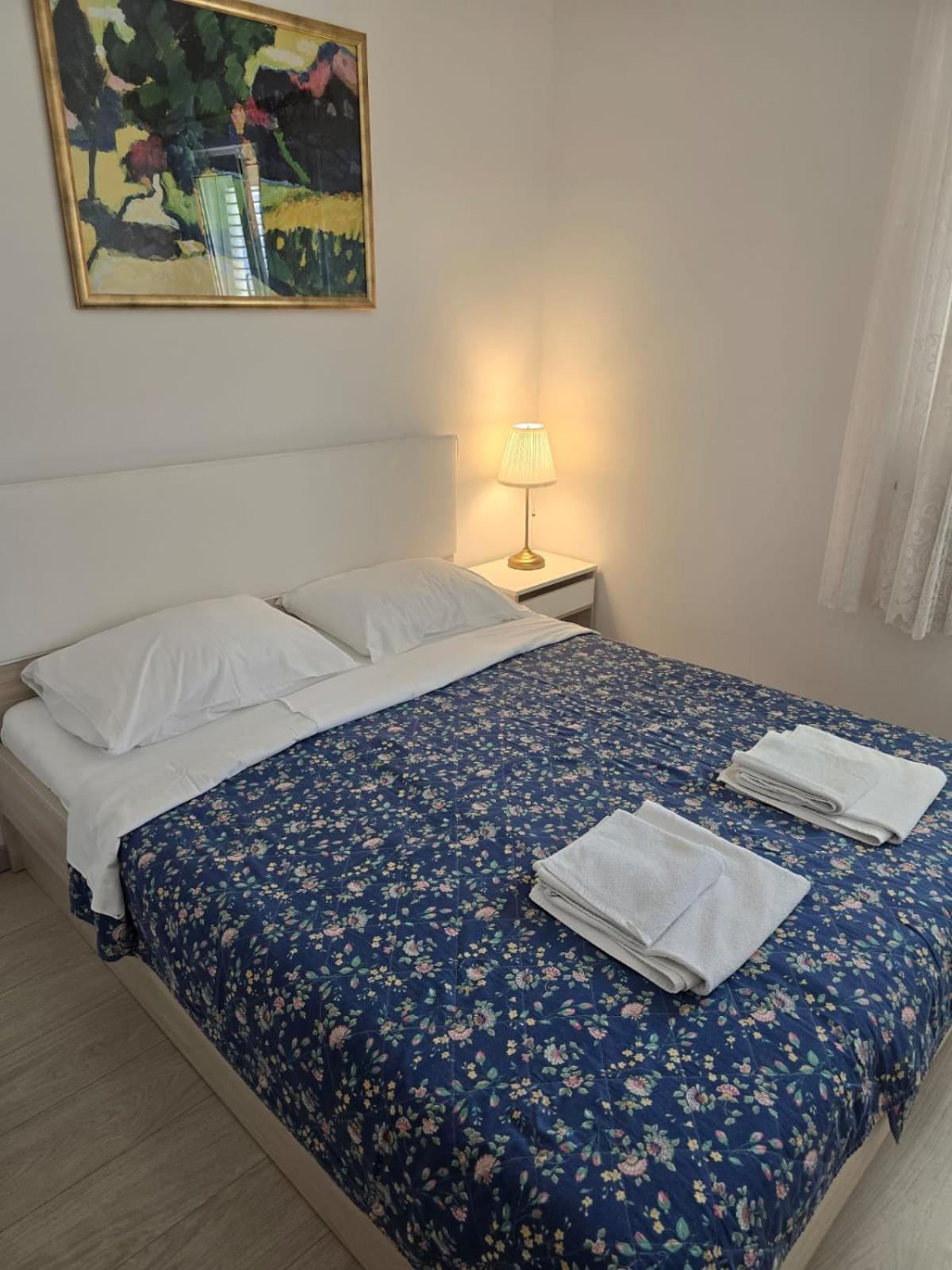 Apartments Sokolovic クルク エクステリア 写真