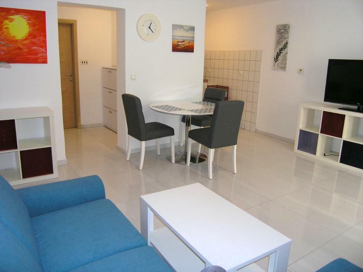 Apartments Sokolovic クルク エクステリア 写真