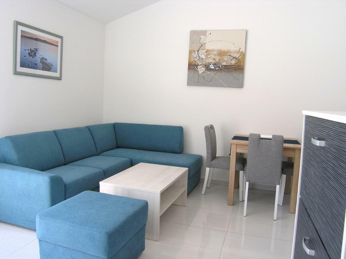 Apartments Sokolovic クルク エクステリア 写真