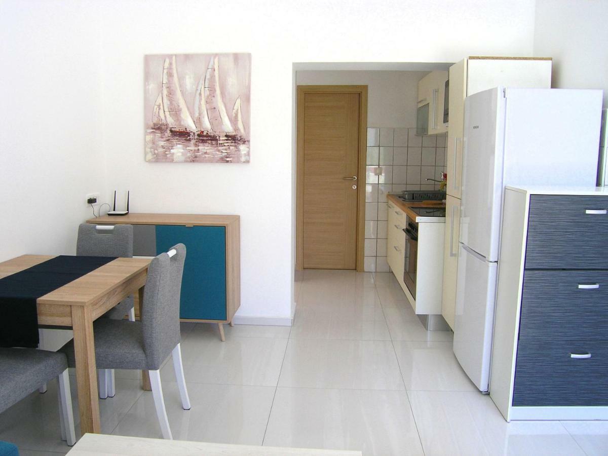 Apartments Sokolovic クルク エクステリア 写真